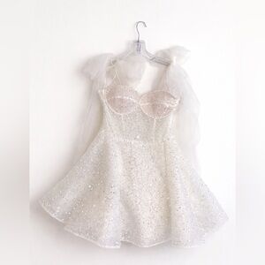 PALMIER BY WATTERS Sparkling White Sequin Tulle Bridal Cocktail Dress